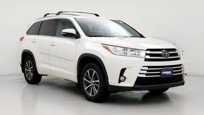 2018 Toyota Highlander XLE Hero Image