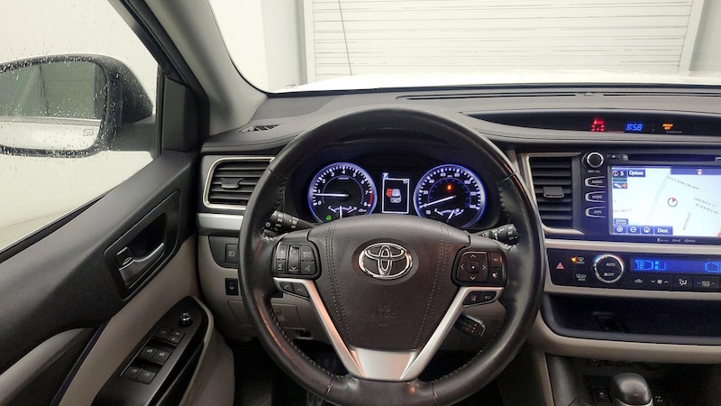 2018 Toyota Highlander XLE 10