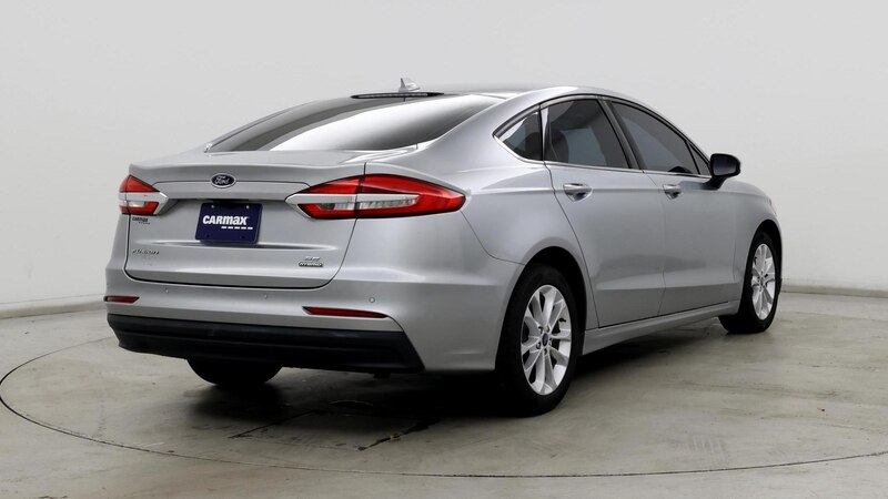 2020 Ford Fusion SE 8