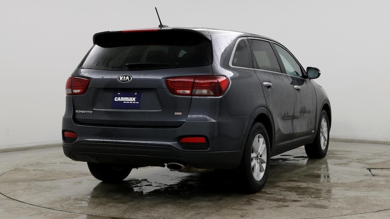 2020 Kia Sorento LX 8