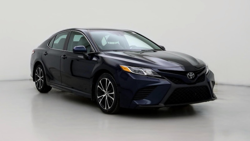 2020 Toyota Camry SE Hero Image