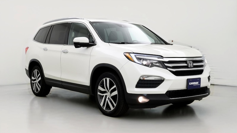 2017 Honda Pilot Touring Hero Image