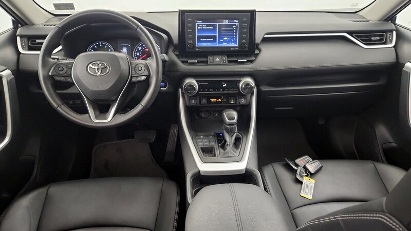 2021 Toyota RAV4 XLE Premium 9