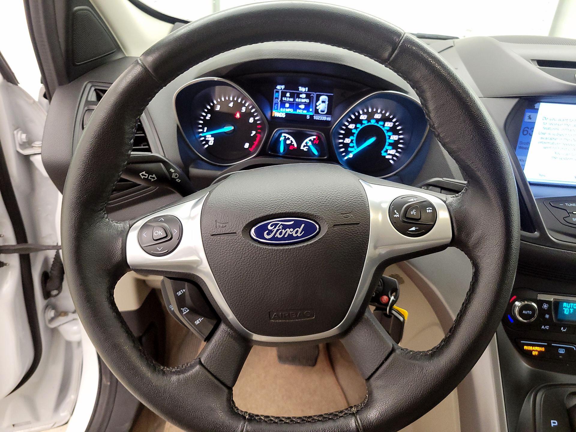 Thumbnail: 2016 Ford Escape - 10