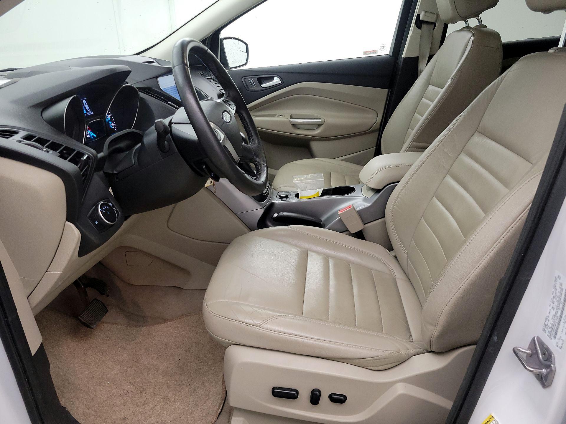 Thumbnail: 2016 Ford Escape - 11