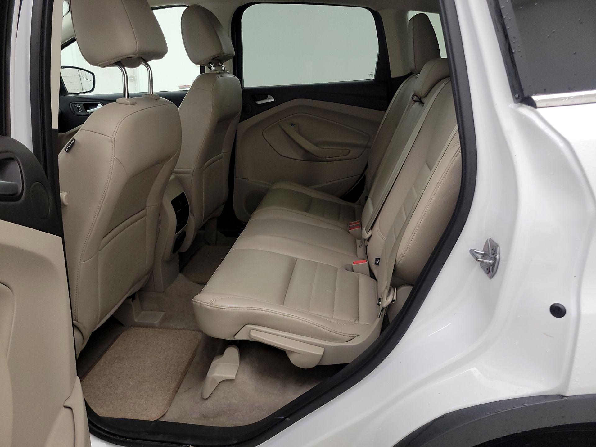 Thumbnail: 2016 Ford Escape - 20