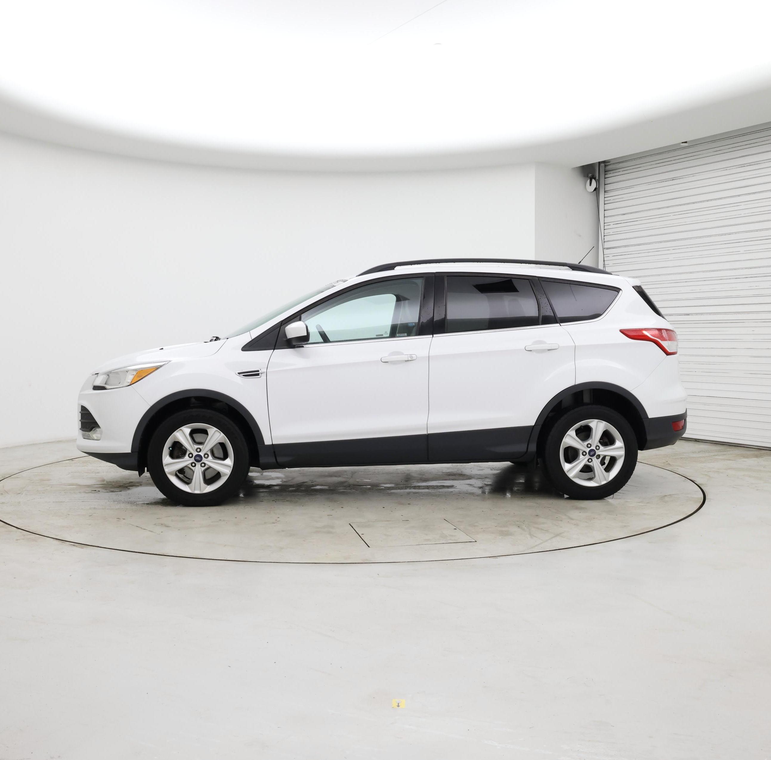 Thumbnail: 2016 Ford Escape - 3