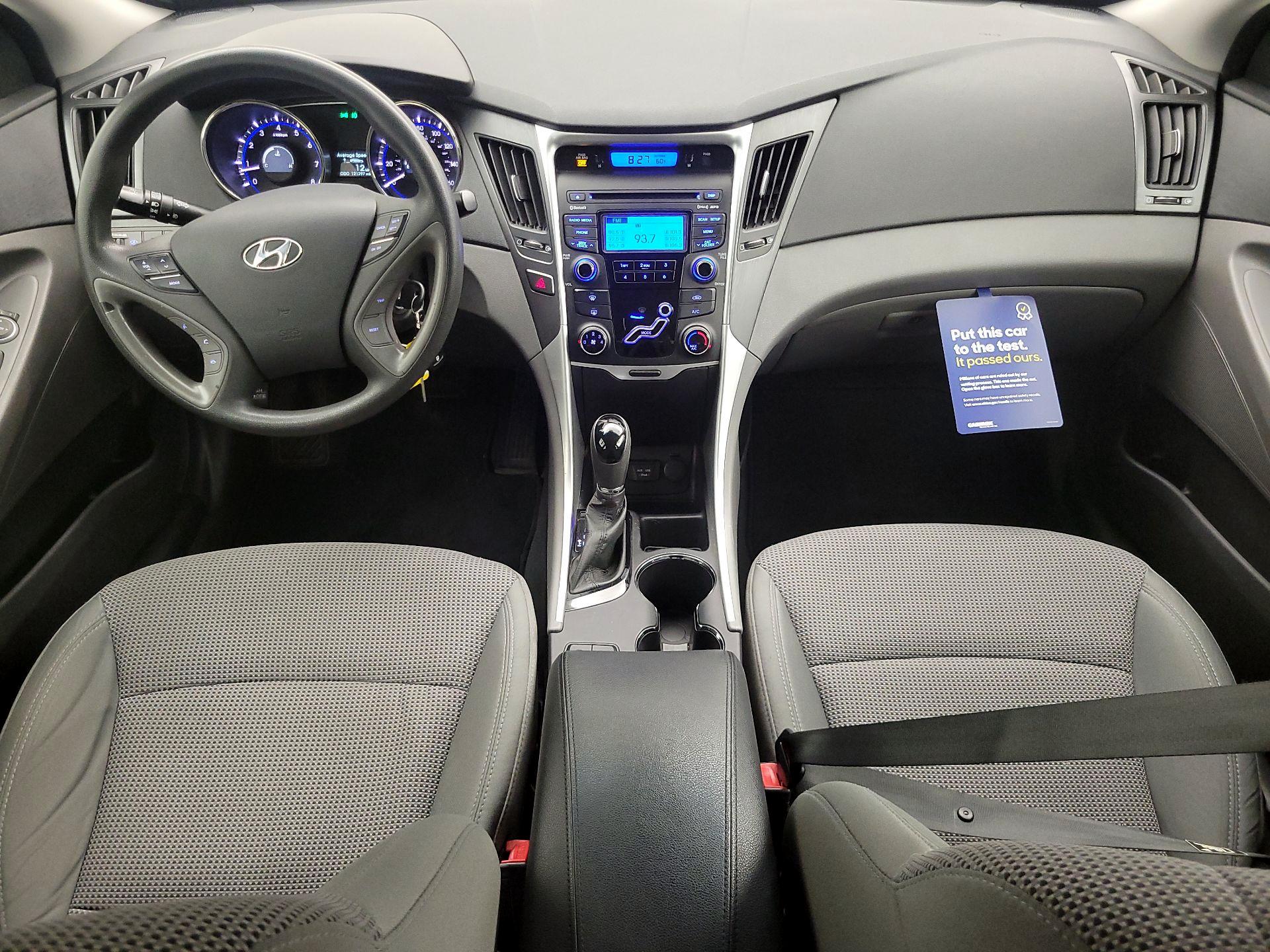 Thumbnail: 2013 Hyundai Sonata - 9