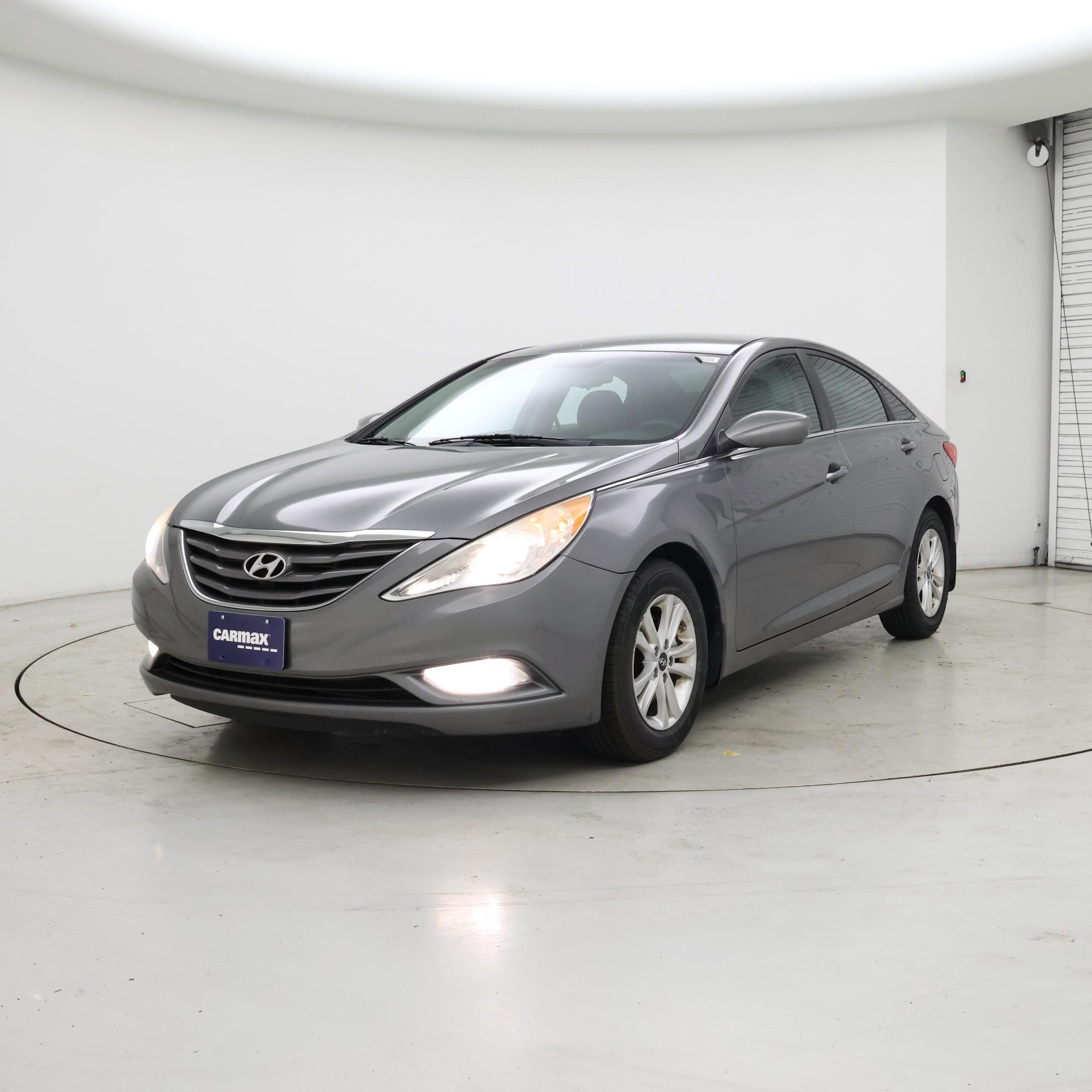 Thumbnail: 2013 Hyundai Sonata - 4