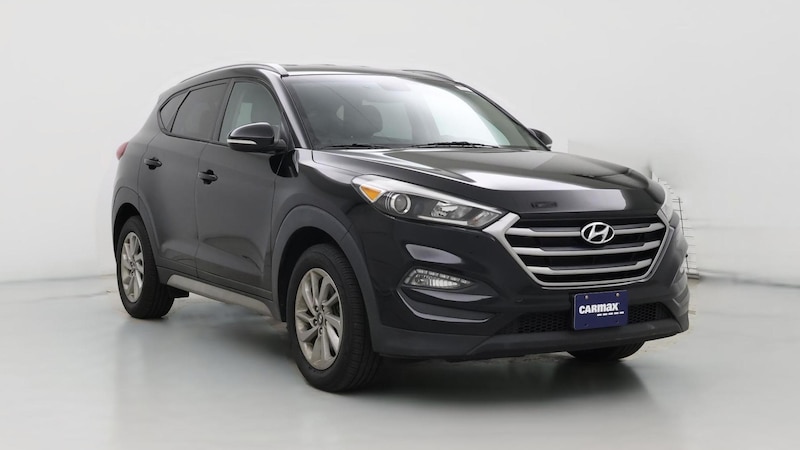 2017 Hyundai Tucson SE Plus Hero Image