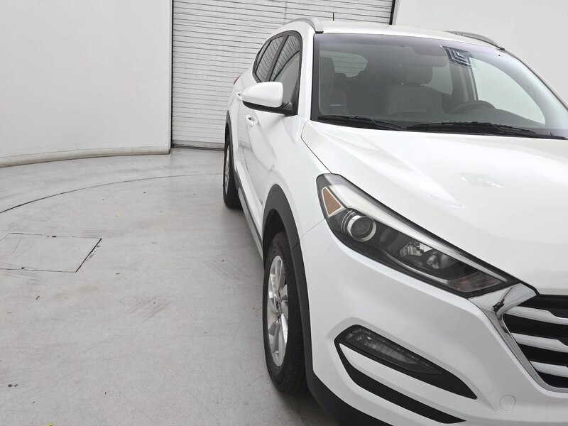 2017 Hyundai Tucson SE -
                  Newark, DE