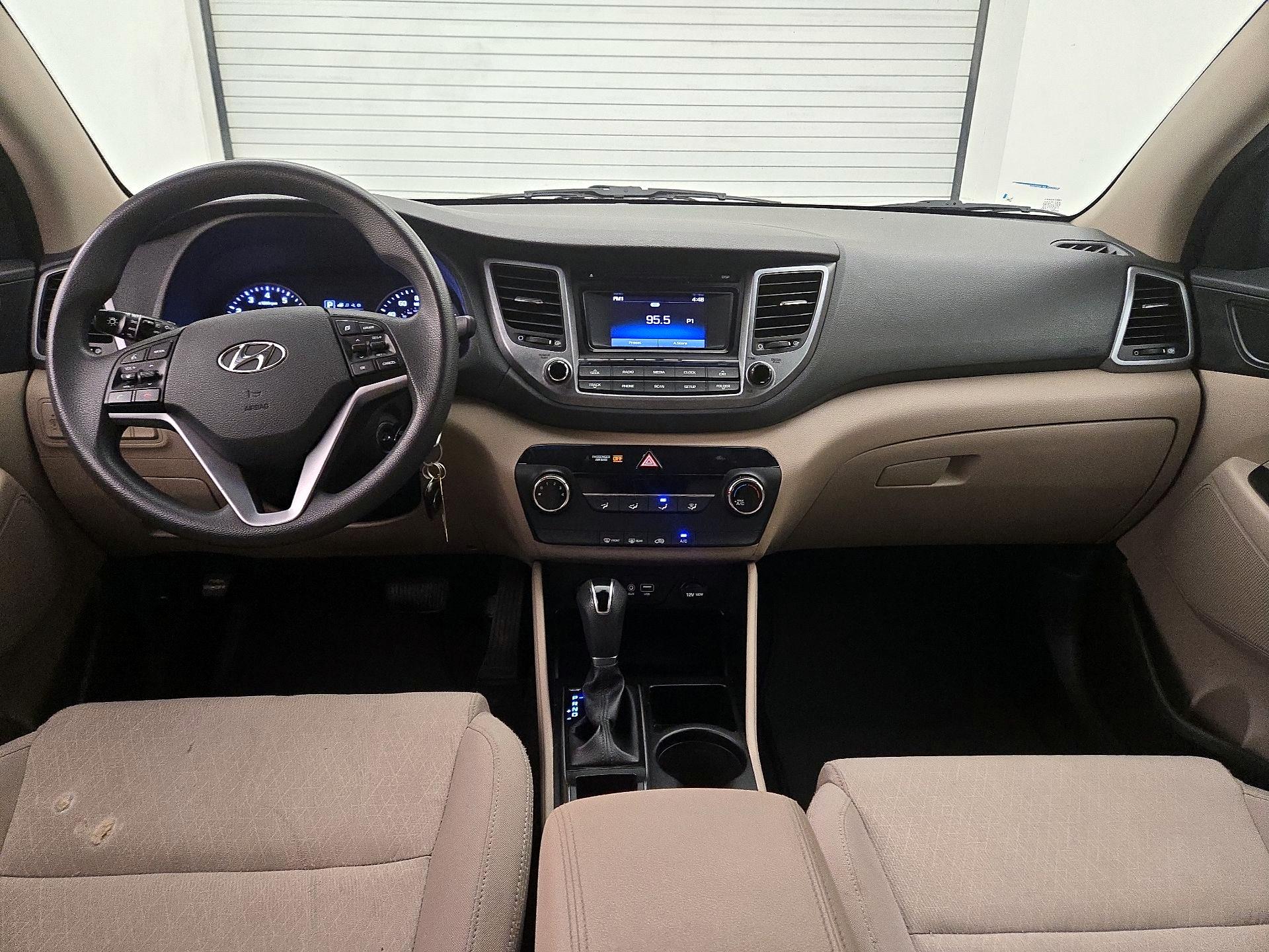 Thumbnail: 2017 Hyundai Tucson - 8