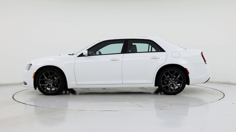 2023 Chrysler 300 S 3