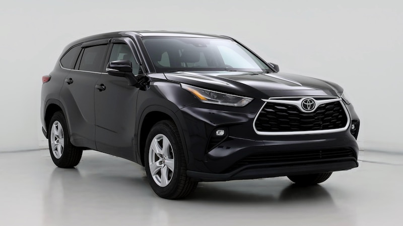 2021 Toyota Highlander LE Hero Image