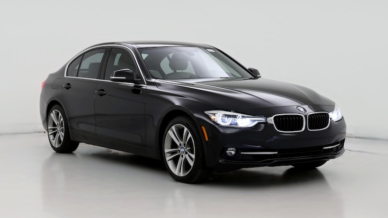 2017 BMW 3 Series 330xi Hero Image