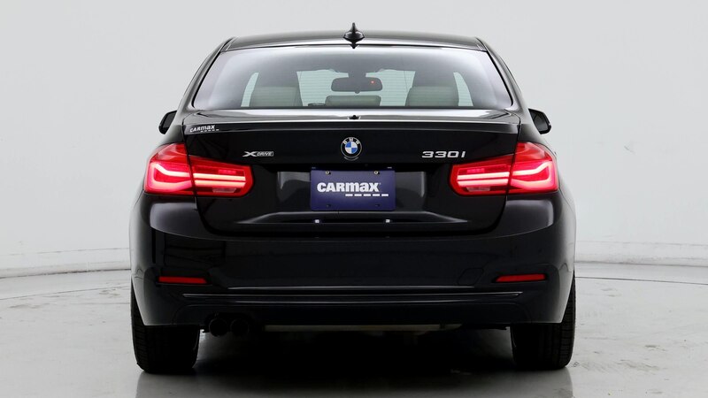 2017 BMW 3 Series 330xi 6