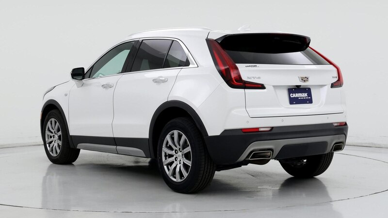 2022 Cadillac XT4 Premium Luxury 2