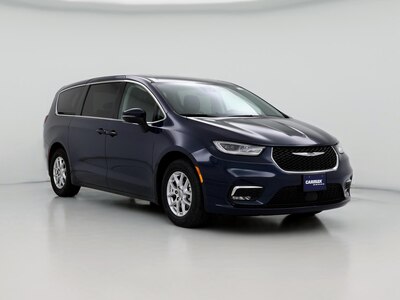 2023 Chrysler Pacifica Touring L -
                Greensboro, NC