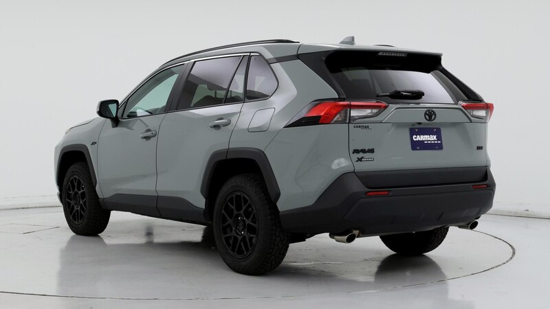 2021 Toyota RAV4 XLE 2