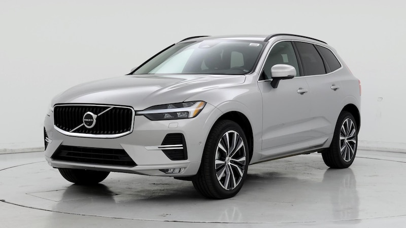 2022 Volvo XC60 B5 Momentum 4