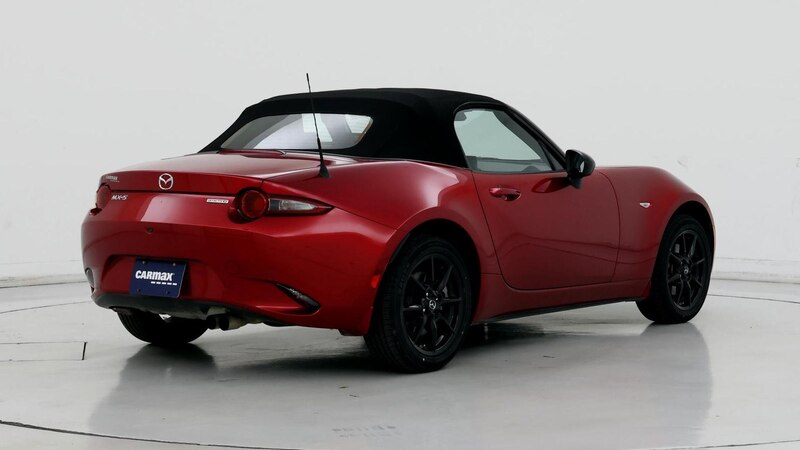 2020 Mazda MX-5 Miata Sport 8