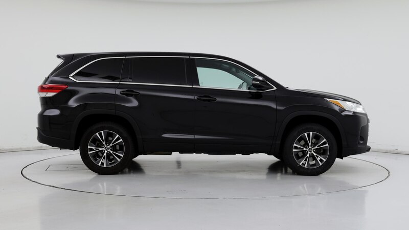 2019 Toyota Highlander LE 7