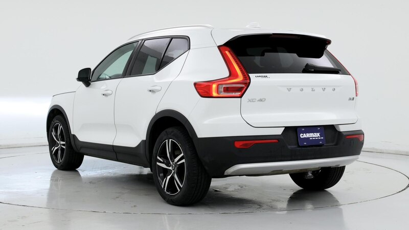 2023 Volvo XC40 B5 Core 2