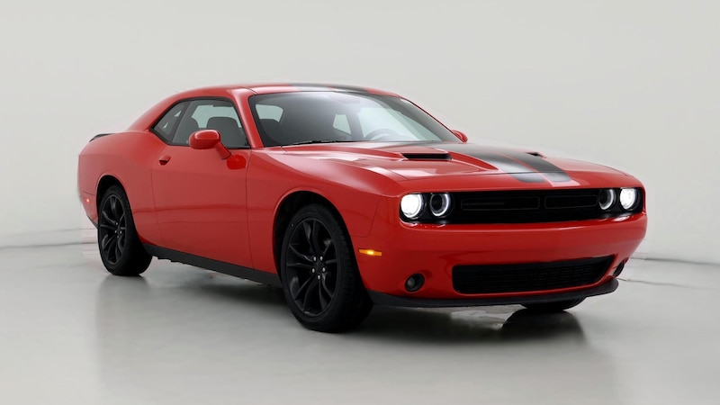 2016 Dodge Challenger SXT Hero Image