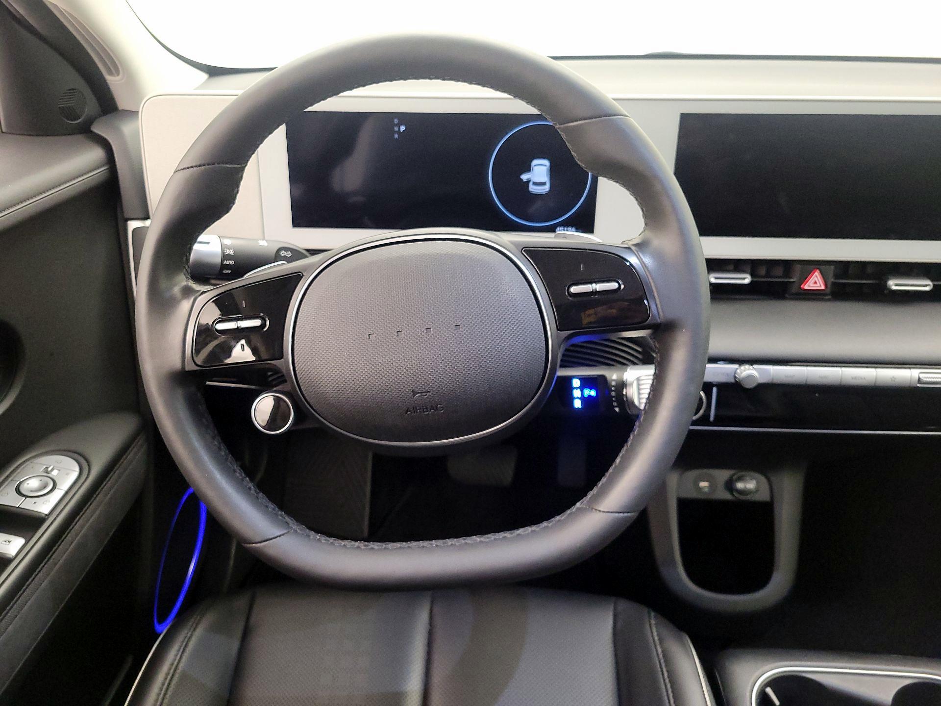 Thumbnail: 2022 Hyundai Ioniq 5 - 10