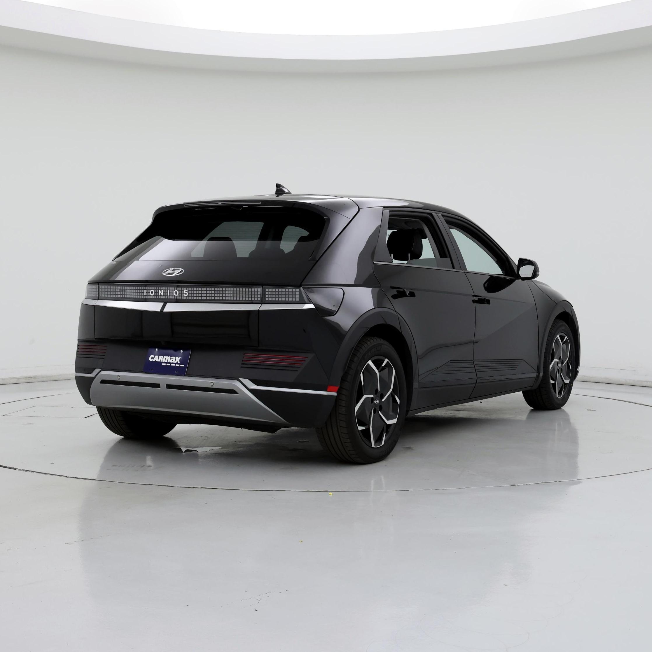 Thumbnail: 2022 Hyundai Ioniq 5 - 8