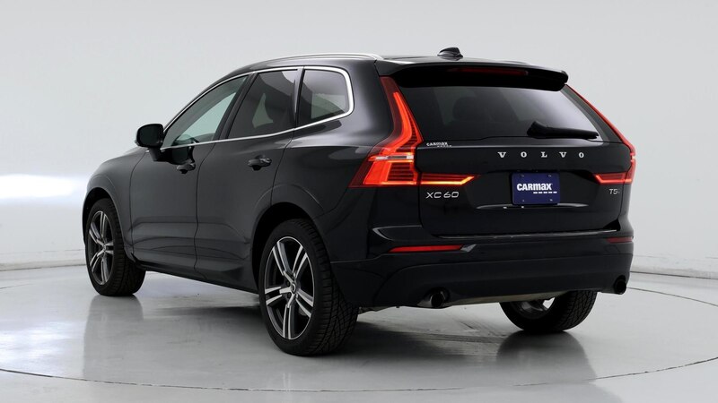 2019 Volvo XC60 T5 Momentum 2