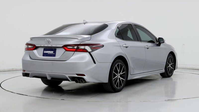 2022 Toyota Camry SE 8