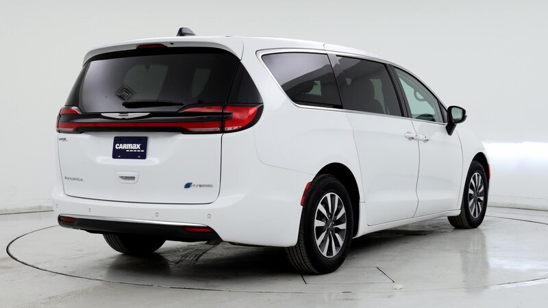 2023 Chrysler Pacifica Hybrid Touring L 8