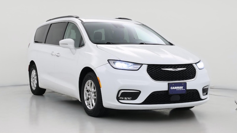 2022 Chrysler Pacifica Touring L Hero Image