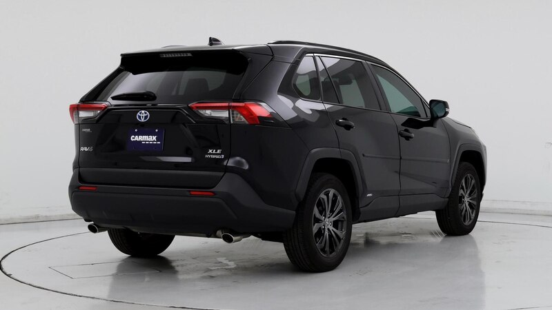 2022 Toyota RAV4 XLE Premium 8