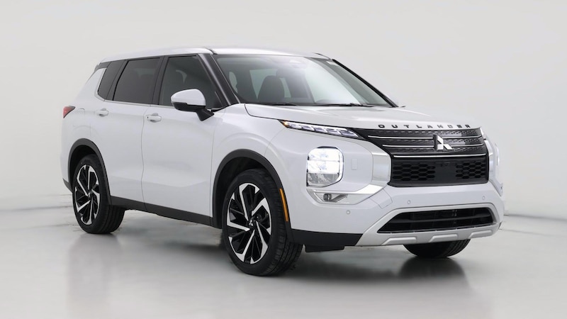 2022 Mitsubishi Outlander SE Hero Image