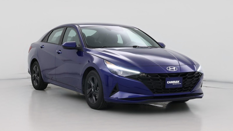 2021 Hyundai Elantra SEL Hero Image