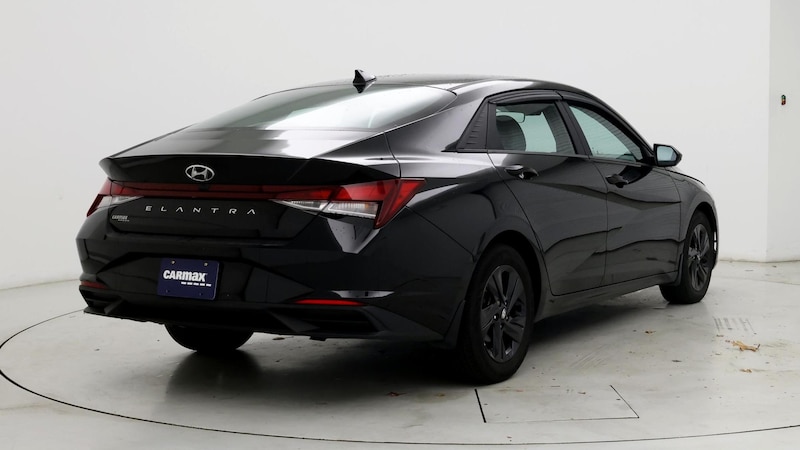 2021 Hyundai Elantra SEL 8