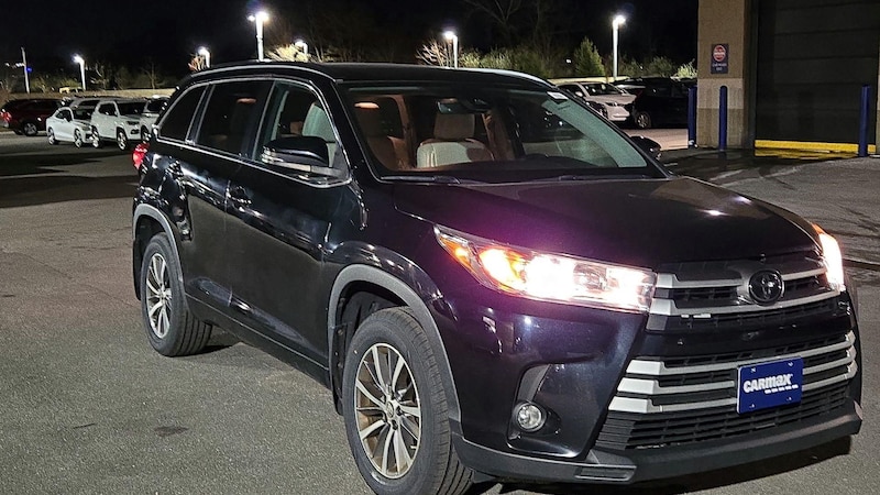 2018 Toyota Highlander XLE 3