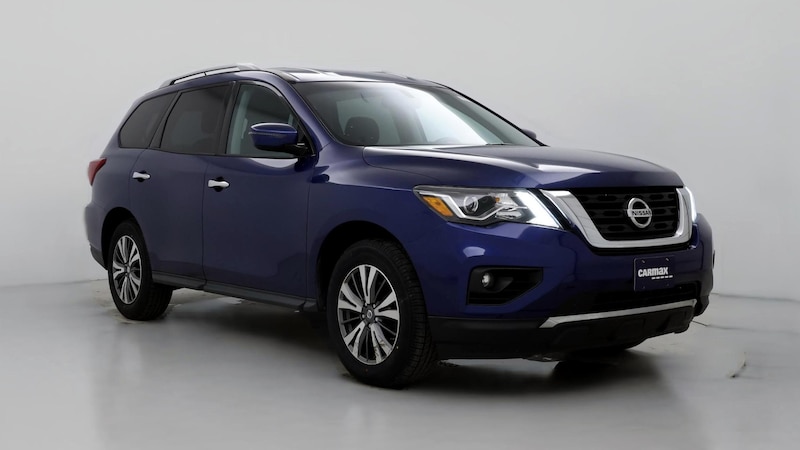 2017 Nissan Pathfinder SV Hero Image