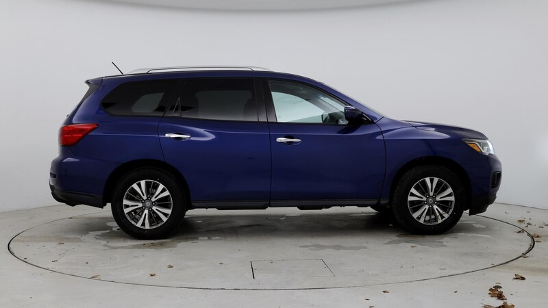 2017 Nissan Pathfinder SV 7