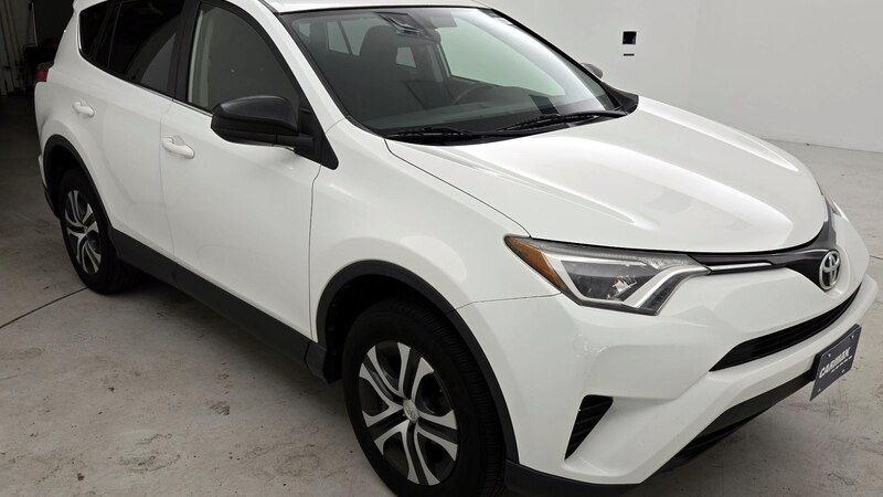 2016 Toyota RAV4 LE 3