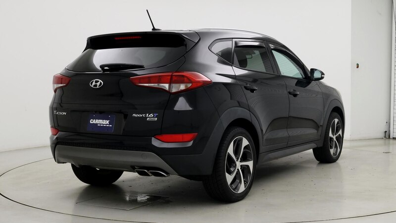 2016 Hyundai Tucson Sport 8