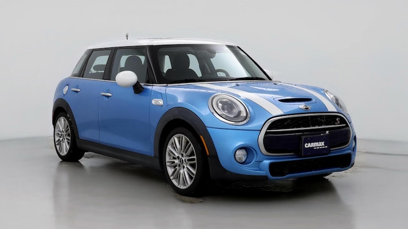 2015 MINI Cooper Hardtop S Hero Image