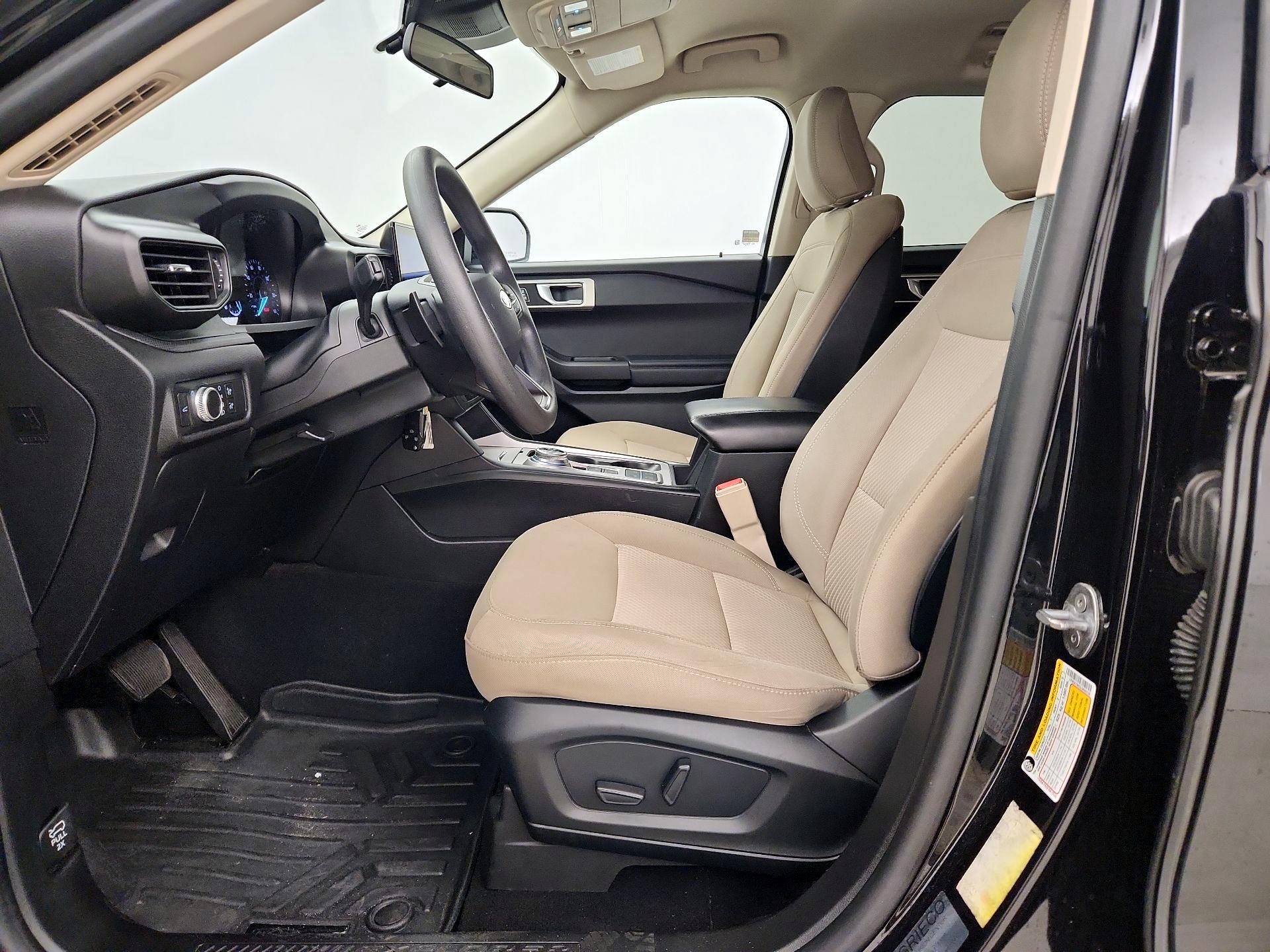 Thumbnail: 2020 Ford Explorer - 11