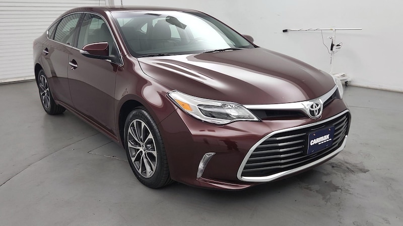 2016 Toyota Avalon XLE Hero Image