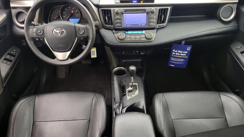 2013 Toyota RAV4 XLE 9