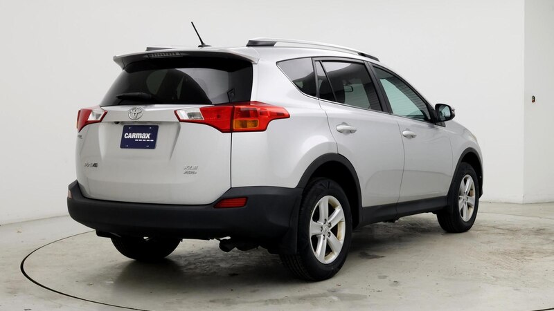 2013 Toyota RAV4 XLE 8