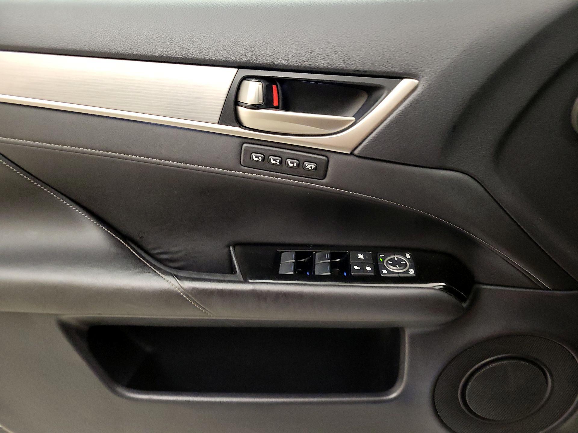 Thumbnail: 2015 Lexus GS - 12