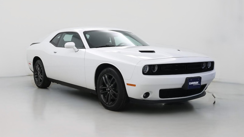 2019 Dodge Challenger SXT Hero Image